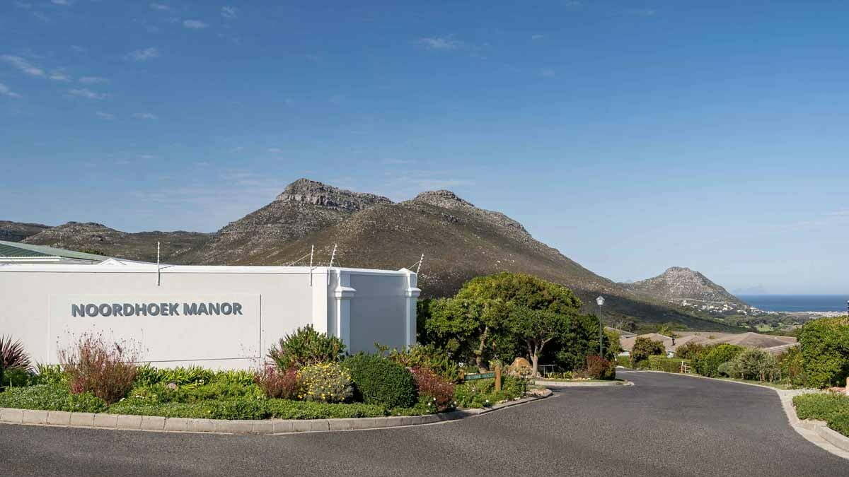 Underground water leaks are fixed in multiple stages - the first of which is detection WUS experts installed a smart bulk check meter at Noordhoek Manor to provide telemetry for analysis